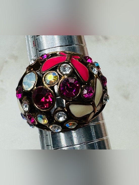 No brand Jewelry - Statement Dome Cocktail Ring with Pink and White Enamel Butterflies